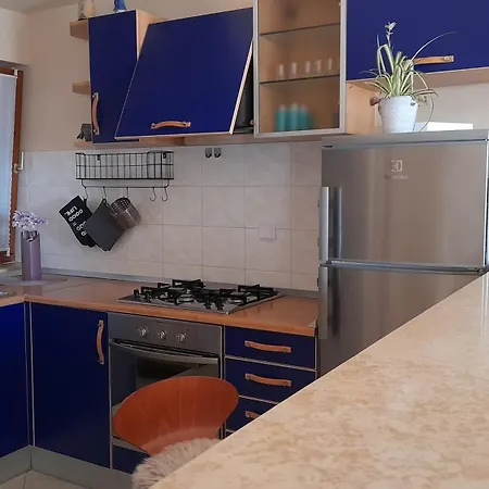 Apartament With Parking Space - 20673 *