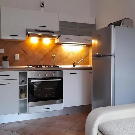 With Parking Space - 20673 Apartman