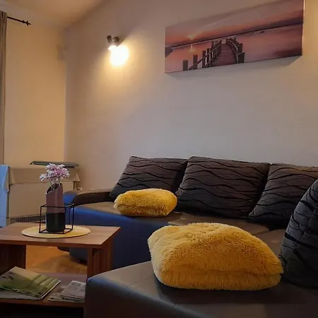 With Parking Space - 20673 풀라