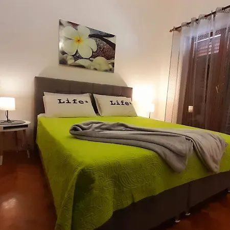 With Parking Space - 20673 Apartman *