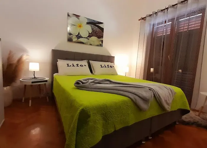 With Parking Space - 20673 Appartement *