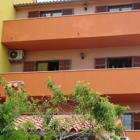 With Parking Space - 20673 Apartment